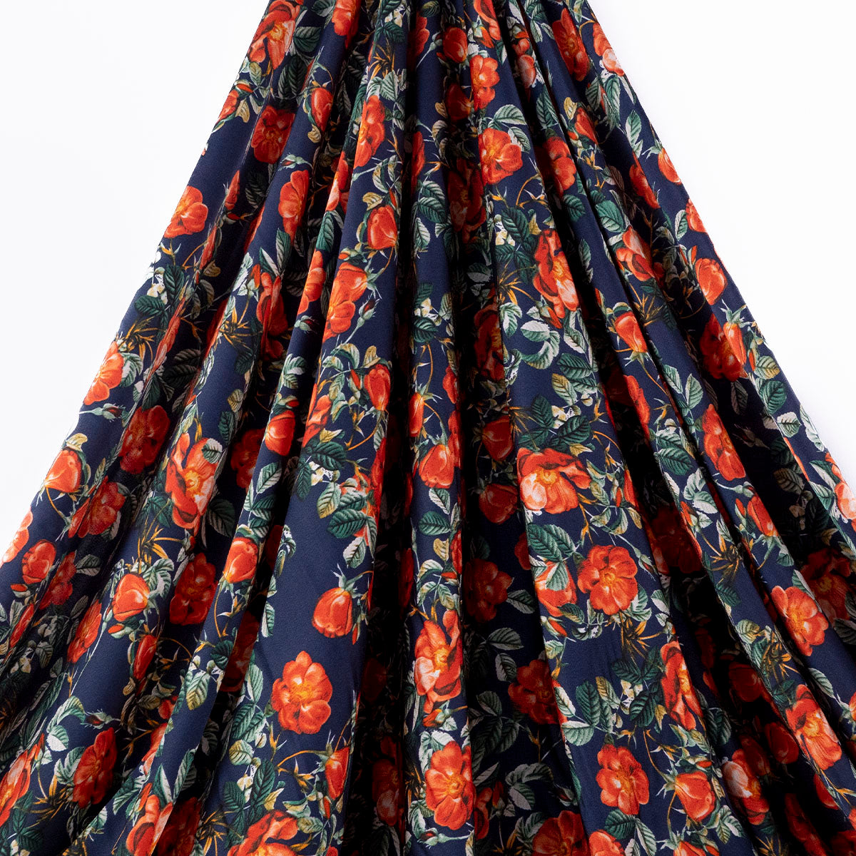 SATEN CREPE ESTAMPADO AZUL ECLIPSE TOTAL CON FLORES