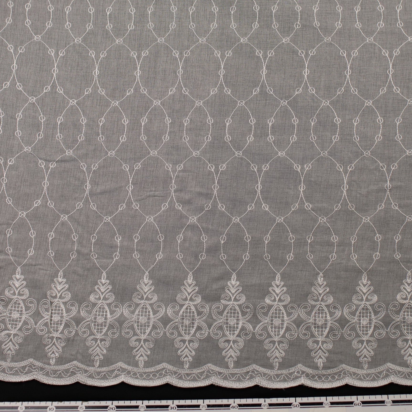BOAL RUSTICO BORDADO BLANCO BRILLANTE