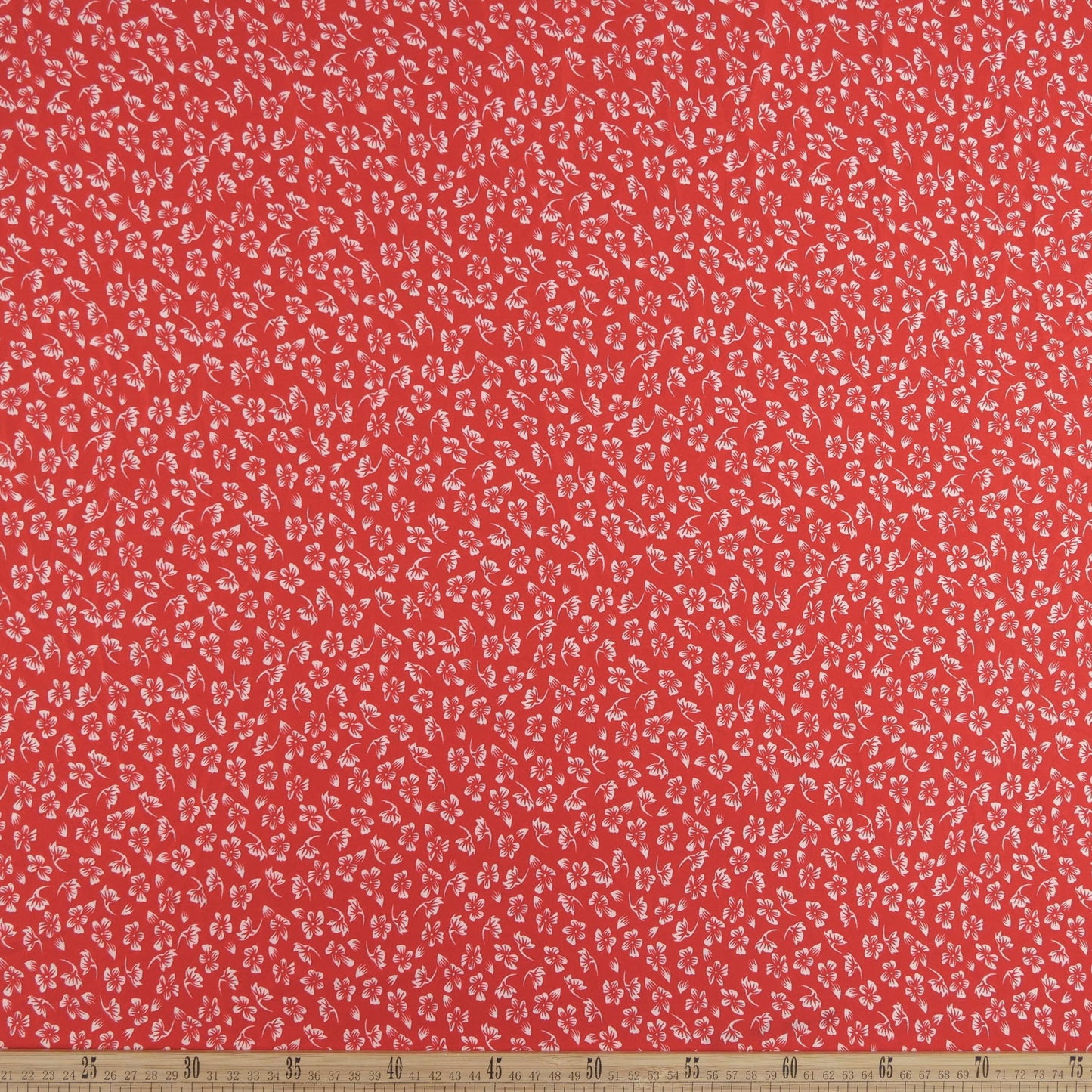 PIEL DE DURAZNO ESTAMPADO ROJO MARTE CON FLORES