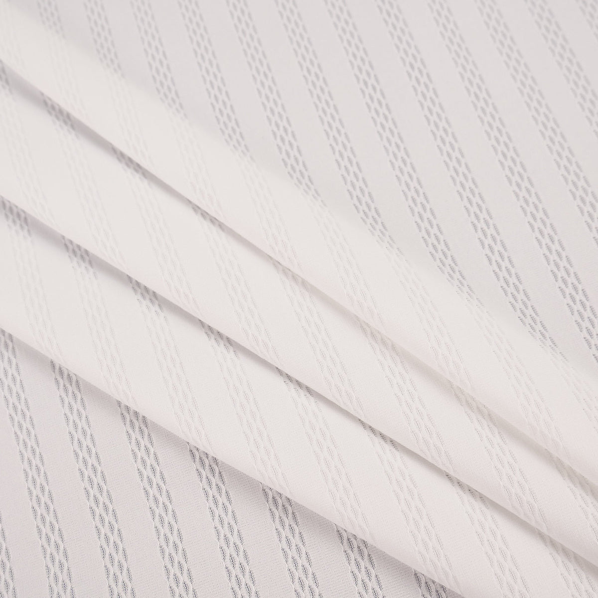 MICRO PERFORADO BLANCO BRILLANTE