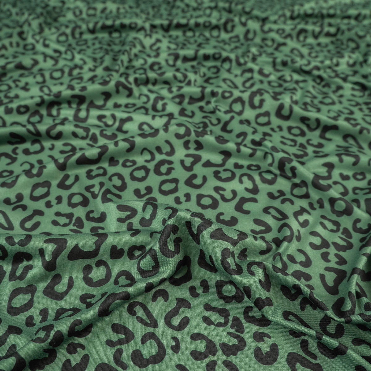 PIEL DE DURAZNO ESTAMPADO VERDE BRIER