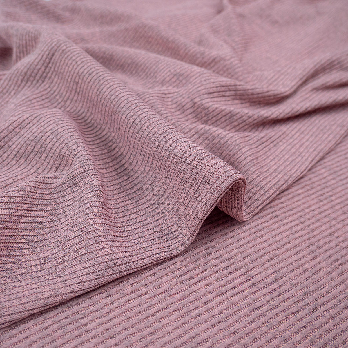 PIEL MONO ROSA APRICOT SOMBREADO