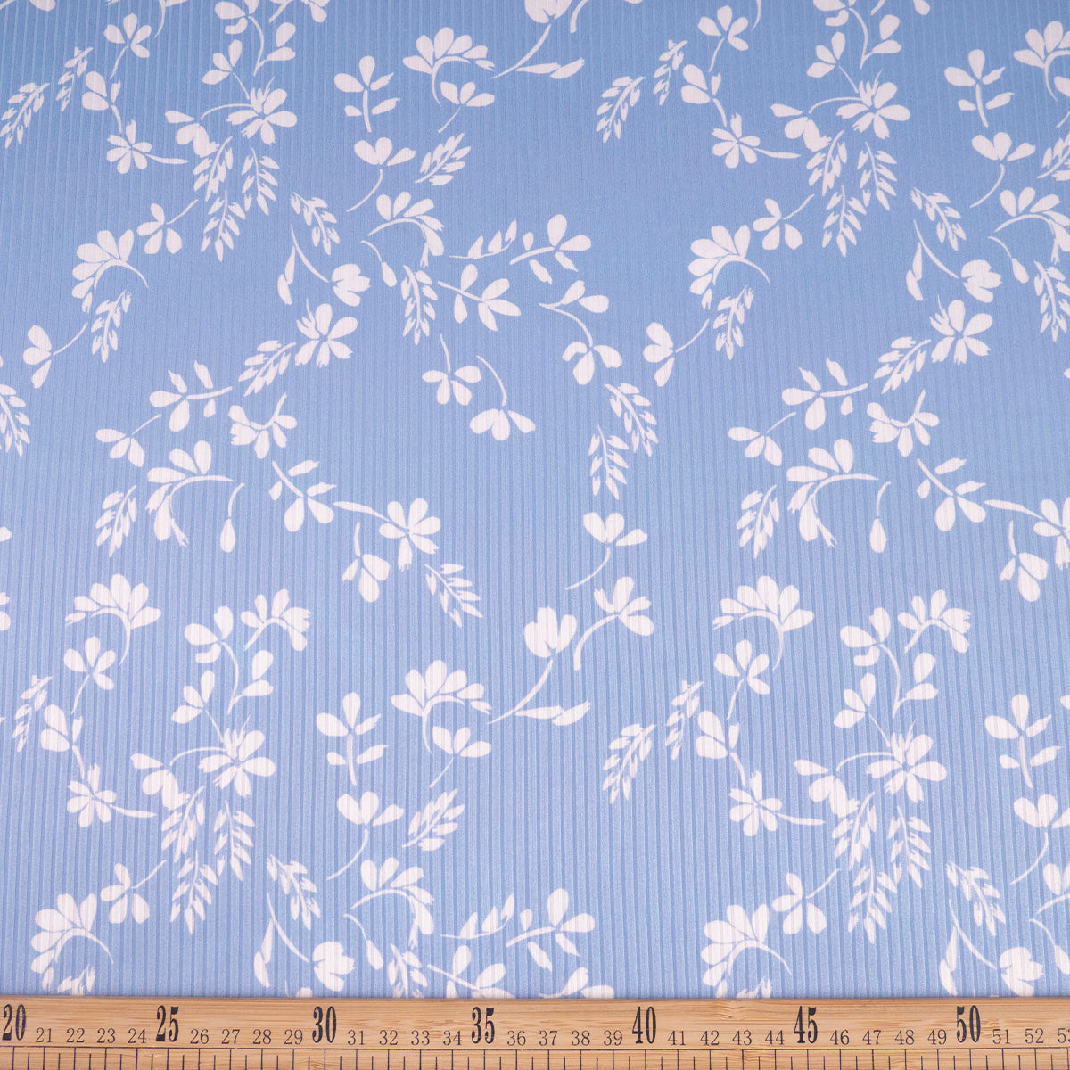 MORLEY ESTAMPADO CELESTE CIELOCON HOJAS BLANCAS