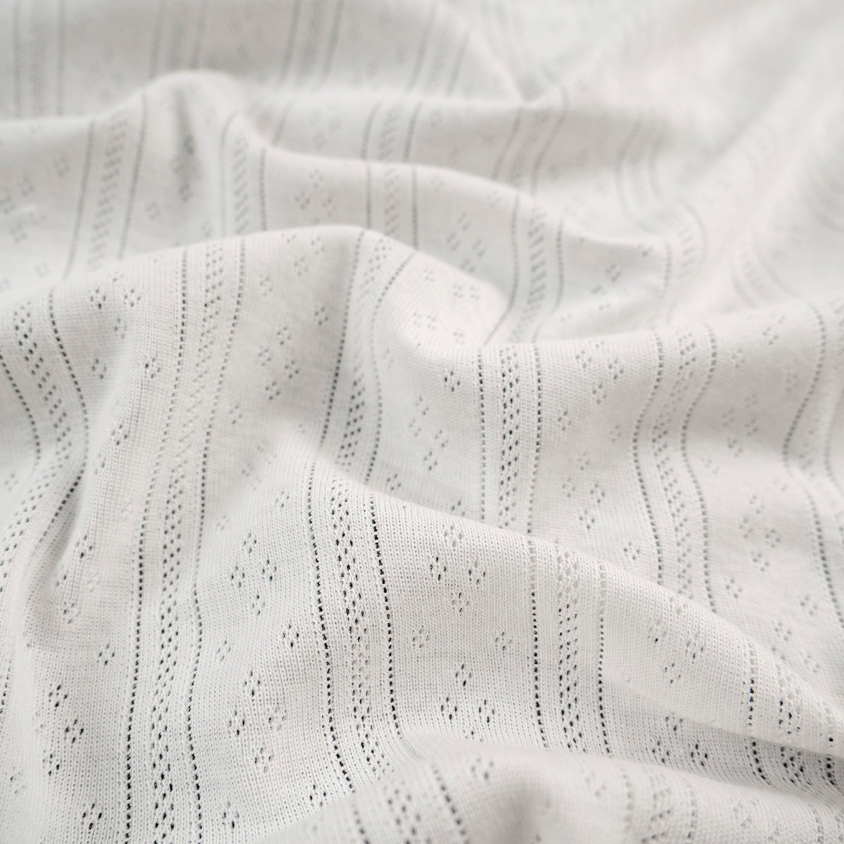 JACQUARD COTTON LISO BLANCO BRILLANTE RAYAS