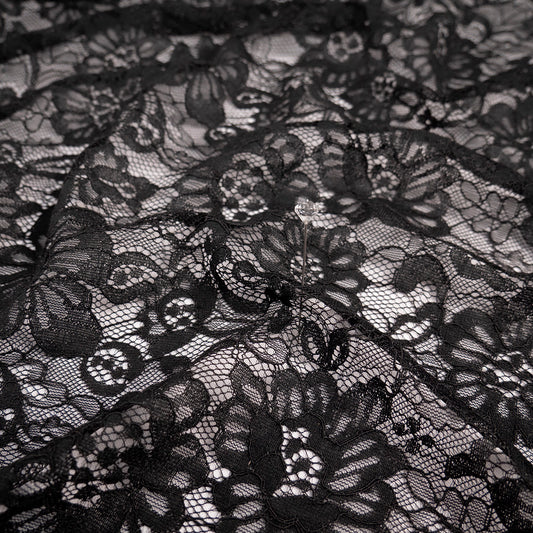 ENCAJE REBORDE NEGRO METEORITO FLORAL