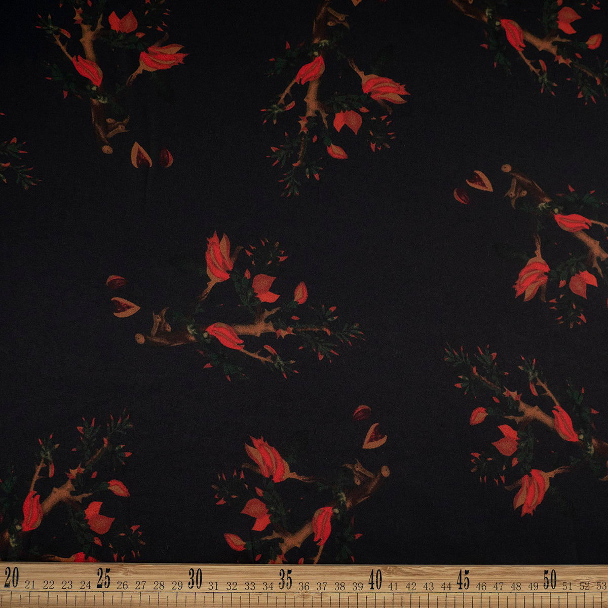 GASA SATINADA ESTAMPADO NEGRO METEORITO