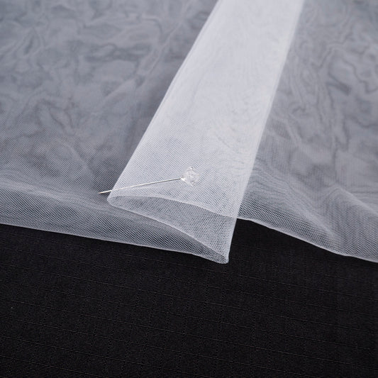 MICRO TUL BLANCO AZULADO