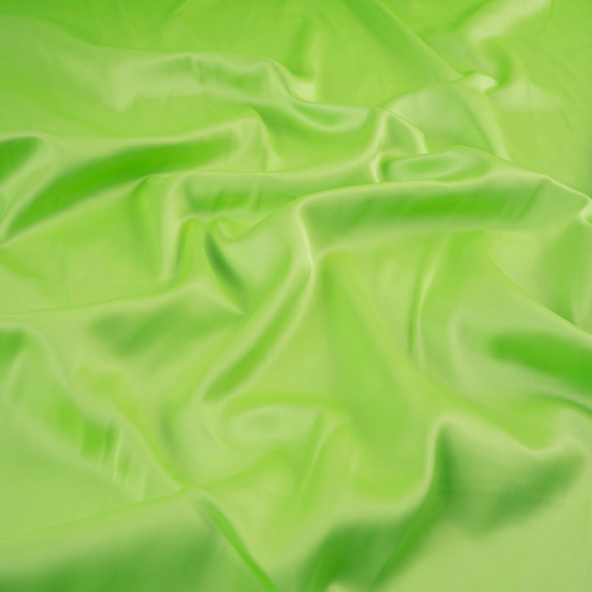 SATEN VALENTINO VERDE LIMA BRILLANTE