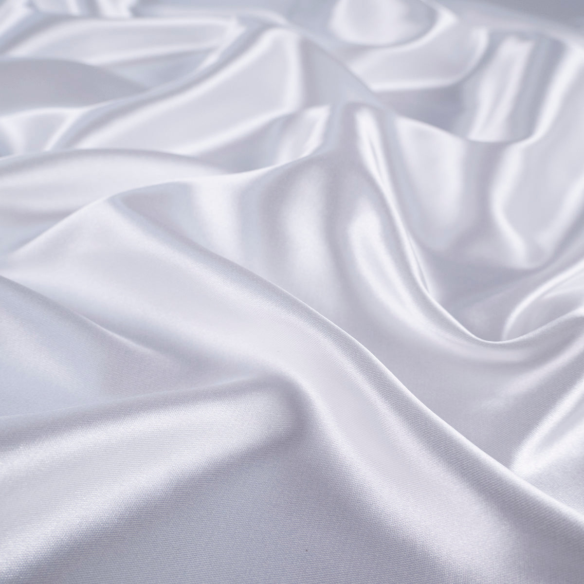 SATEN SPANDEX BLANCO AZULADO