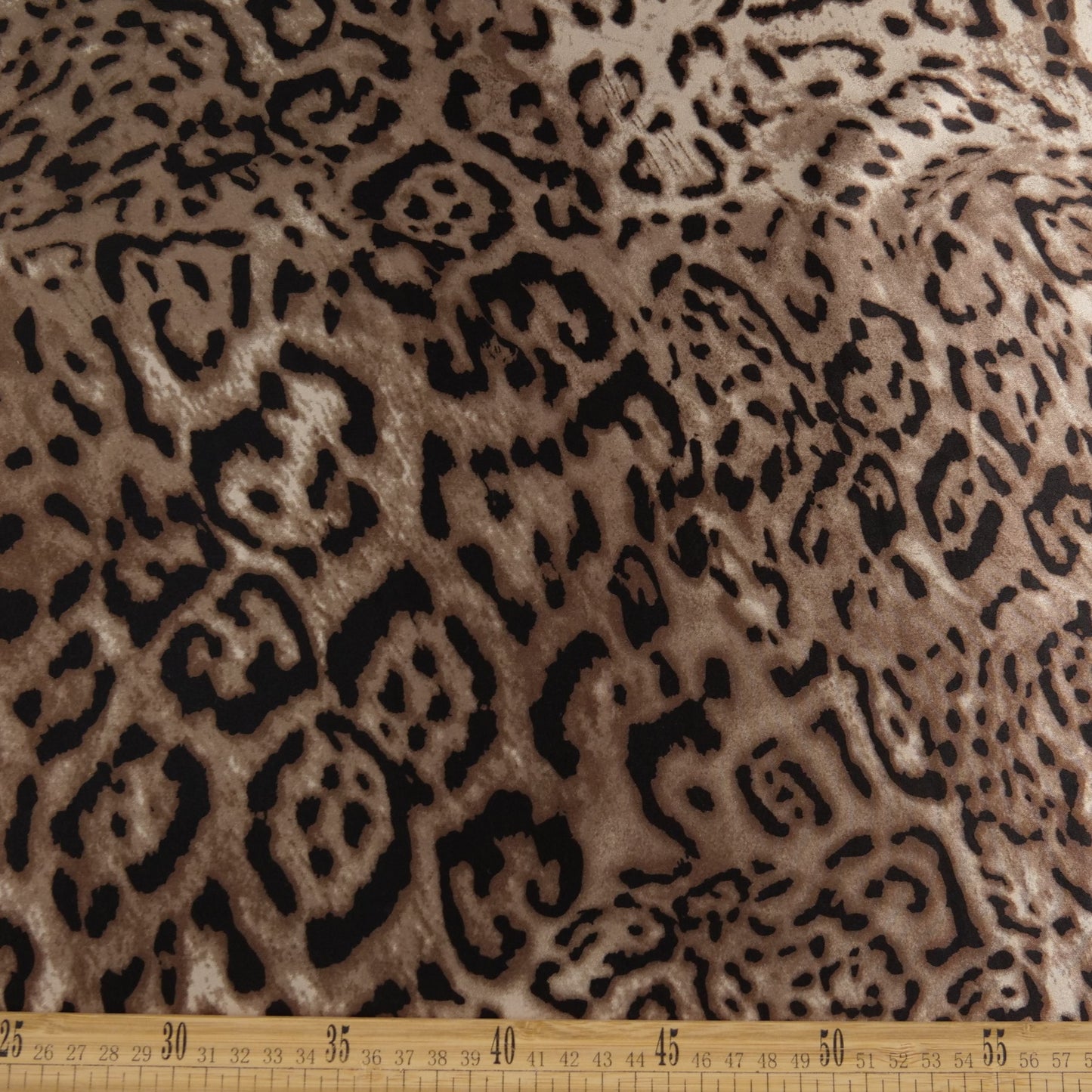 SATEN ESTAMPADO BEIGE SAUCE LLORON