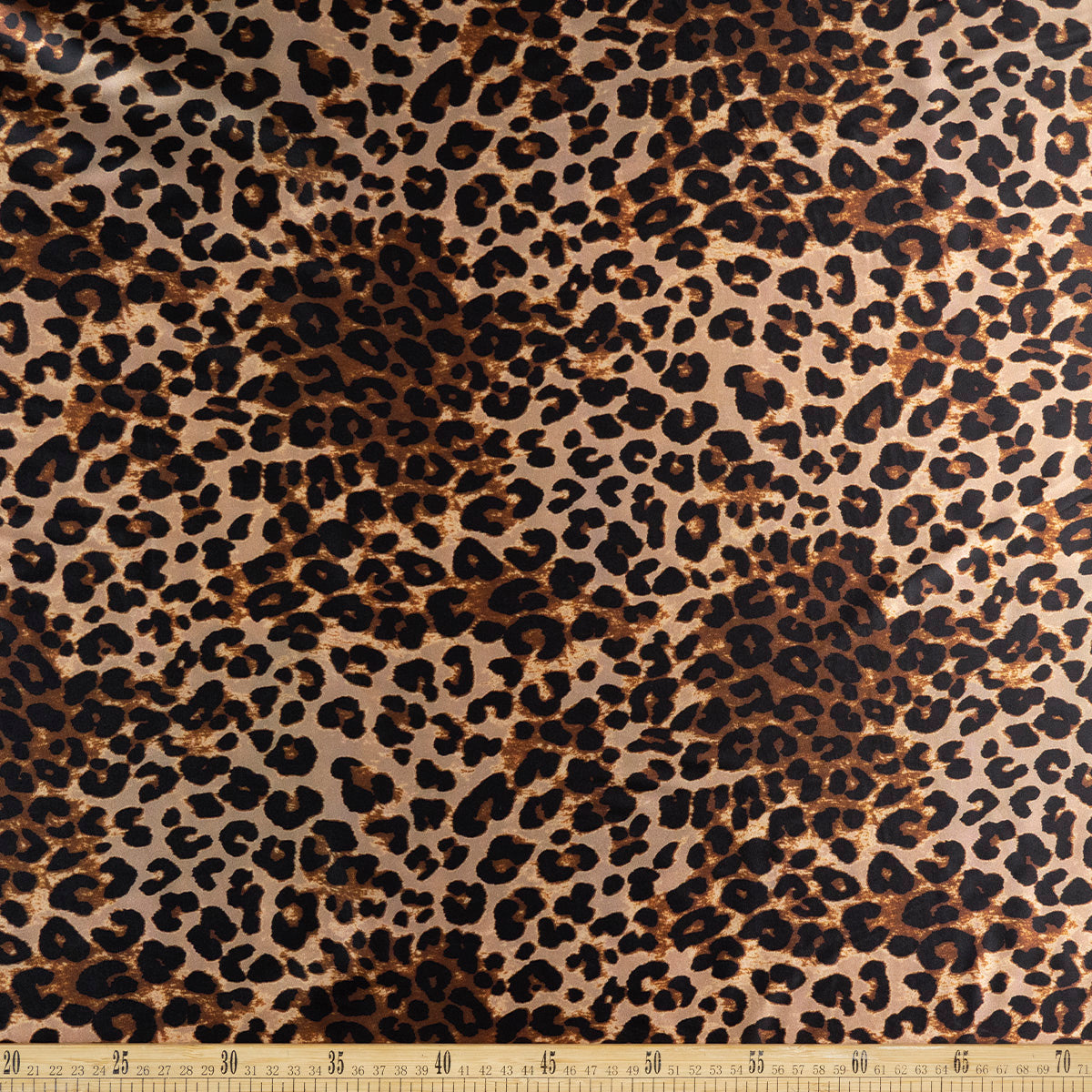 SATEN ESTAMPADO BEIGE ARENA PRADERA ANIMAL PRINT