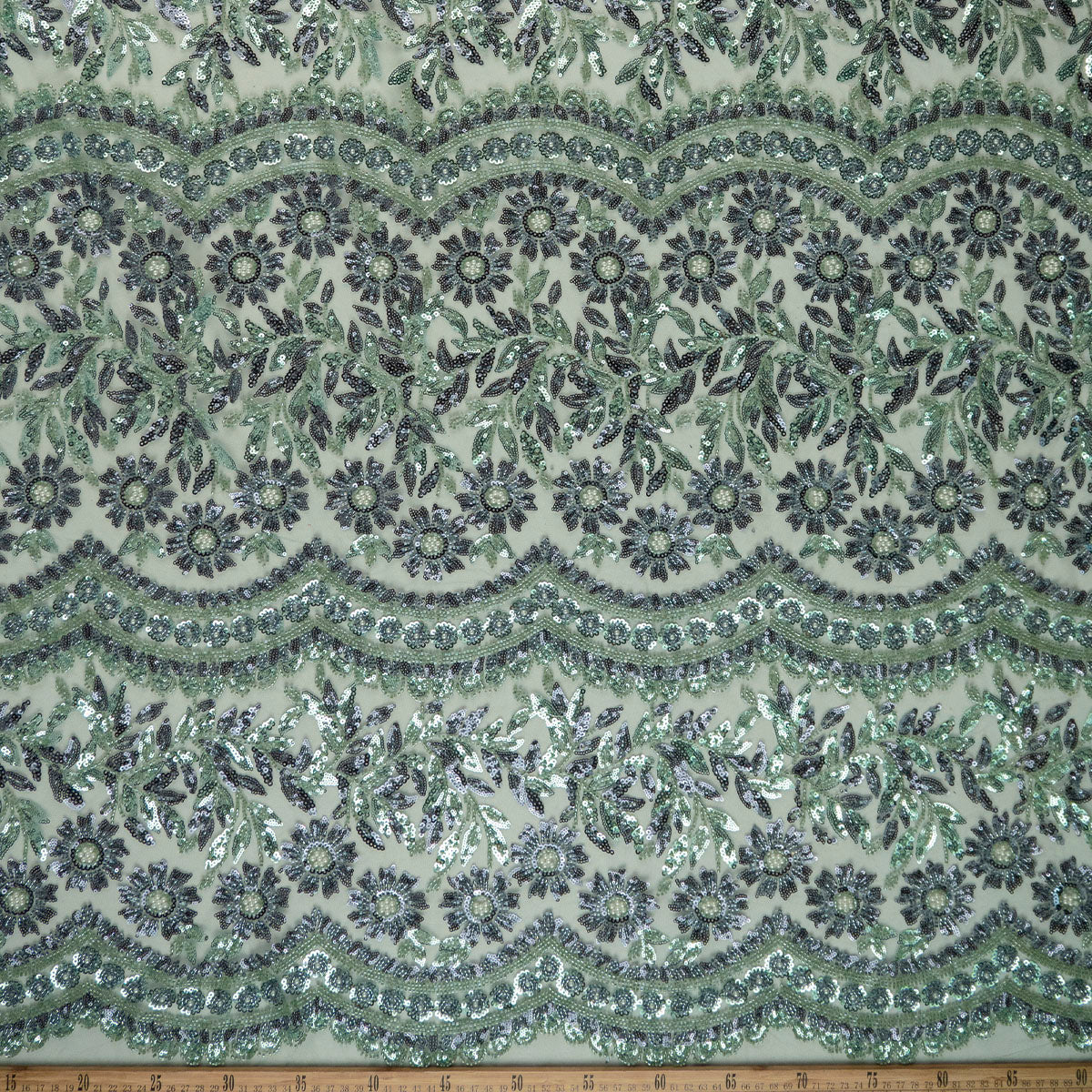 TUL PRADA VERDE AGUA ARANA CON FLORES