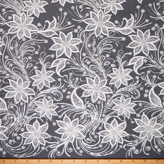 TUL PRADA BLANCO BRILLANTE FLORAL Y HOJAS
