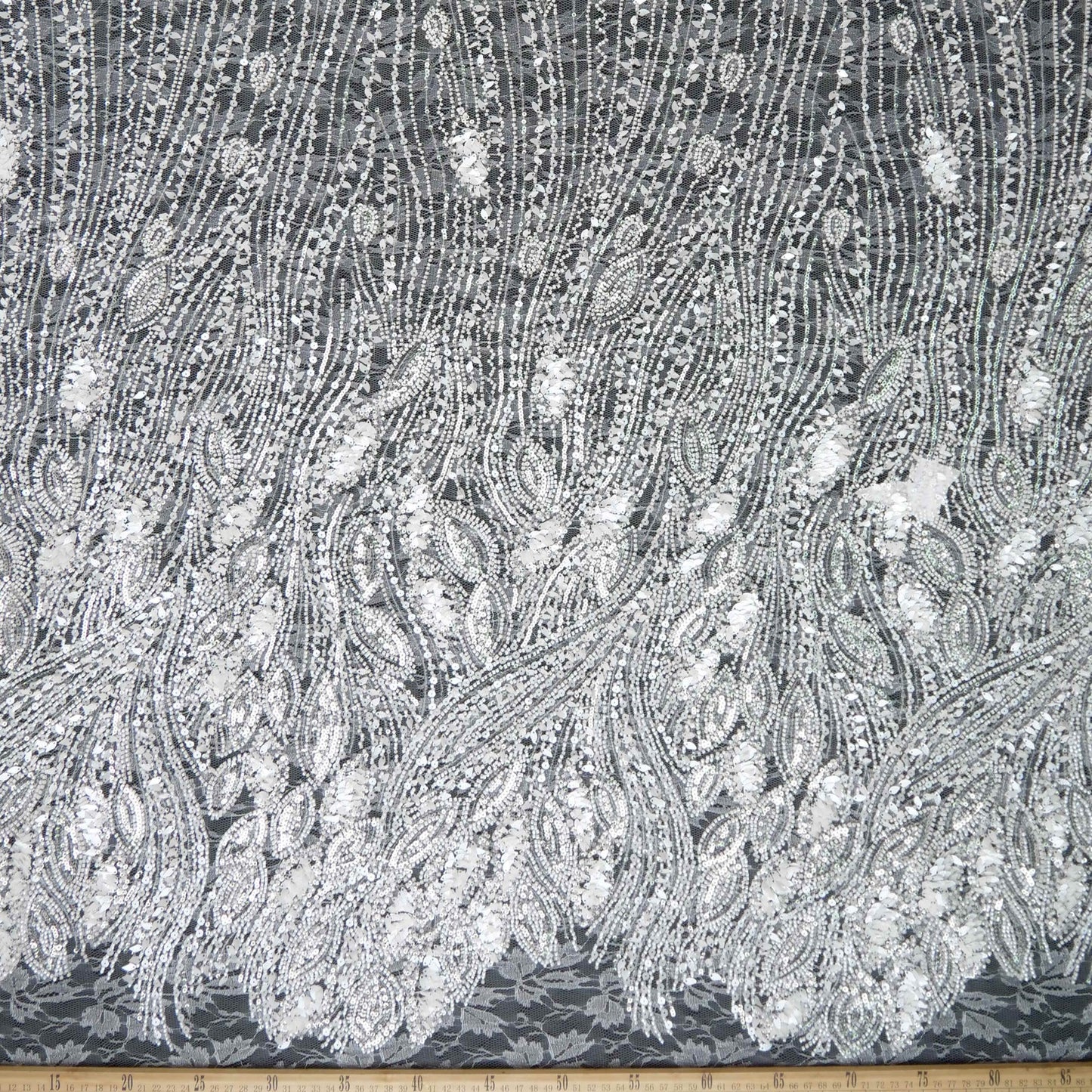 TUL FENDI BLANCO BRILLANTE GUARDAS ORNAMENTALES