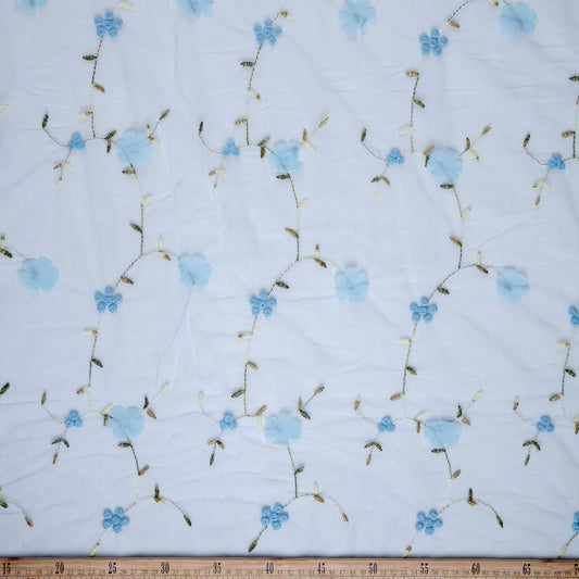 TUL LOLA CELESTE RAMAS CON FLORES