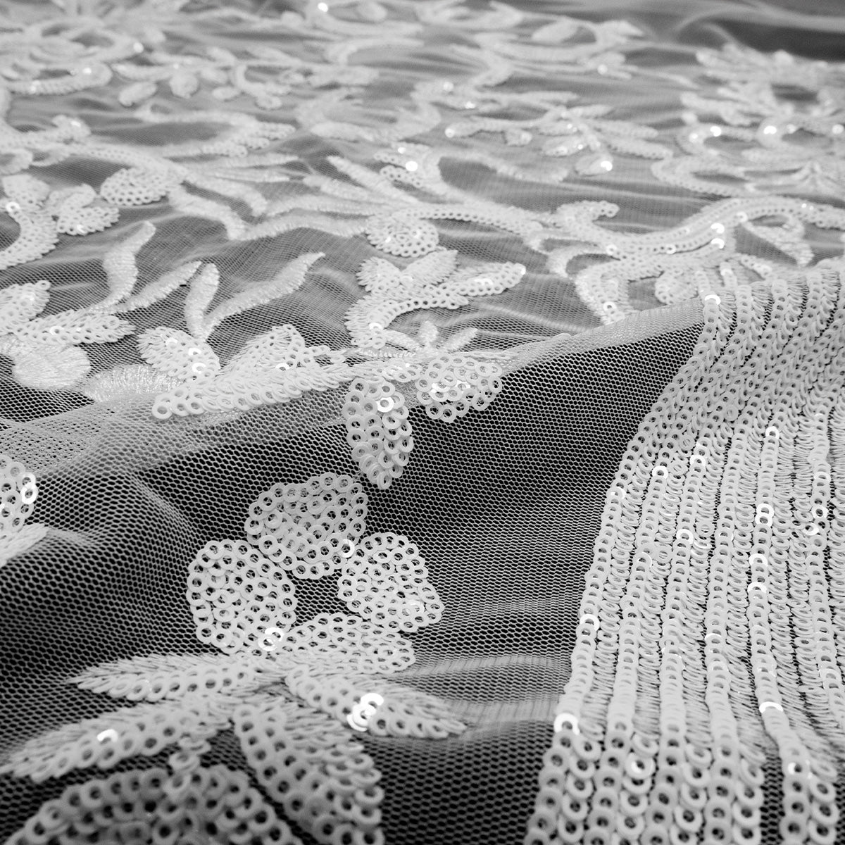 TUL PROENZA BLANCO BRILLANTE FLORES Y HOJAS