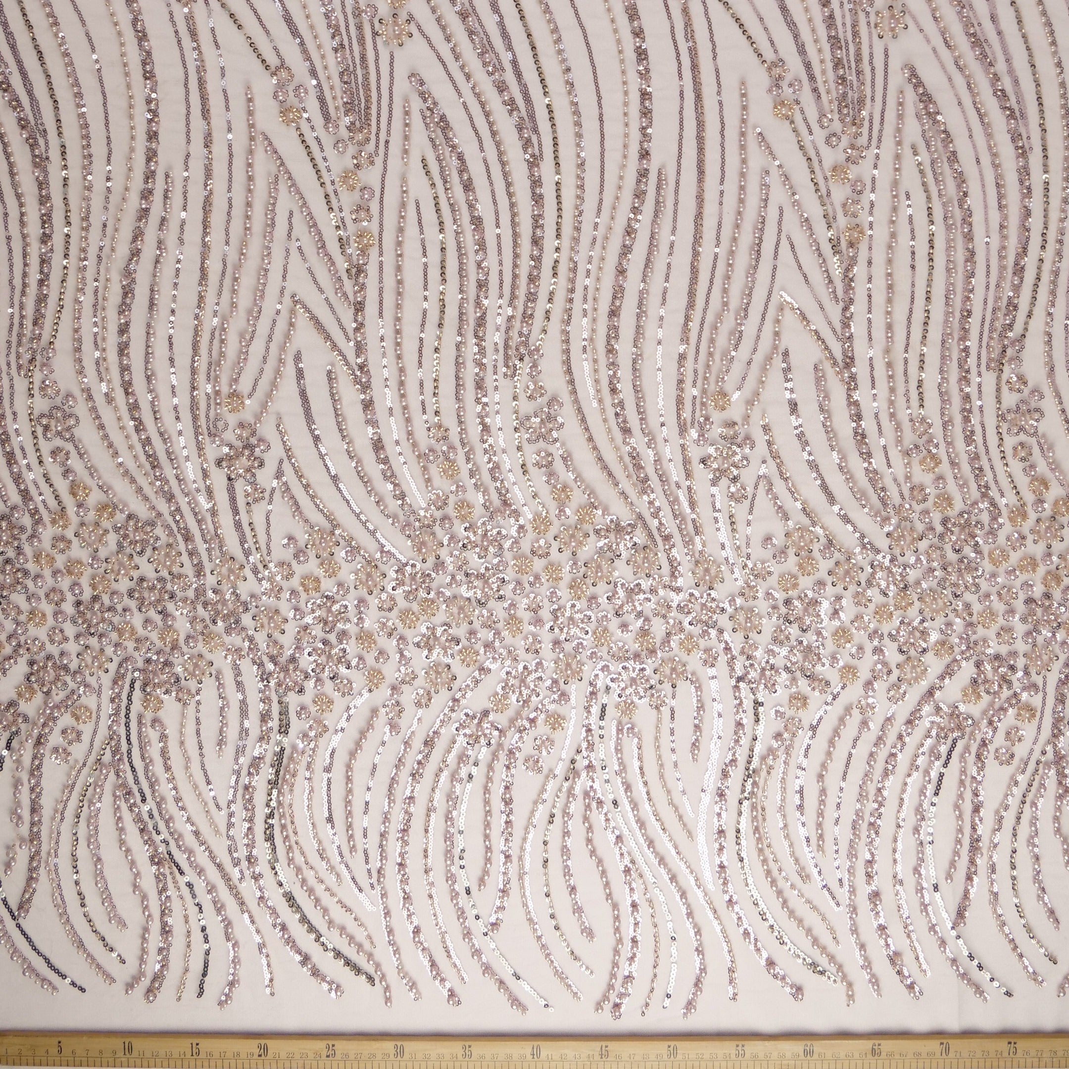 TUL GABBANA LILA ELDERBERRY CON FLORES PEQUEÑAS Y HOJAS