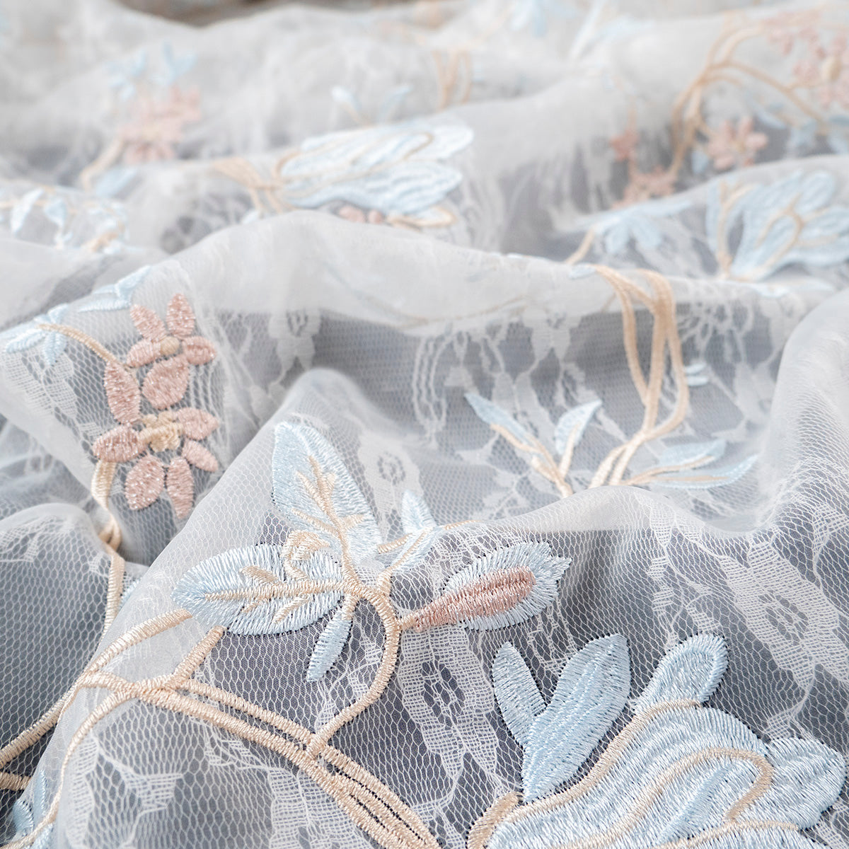 ORGANZA VERSACE BLANCO BRILLANTE FLORAL