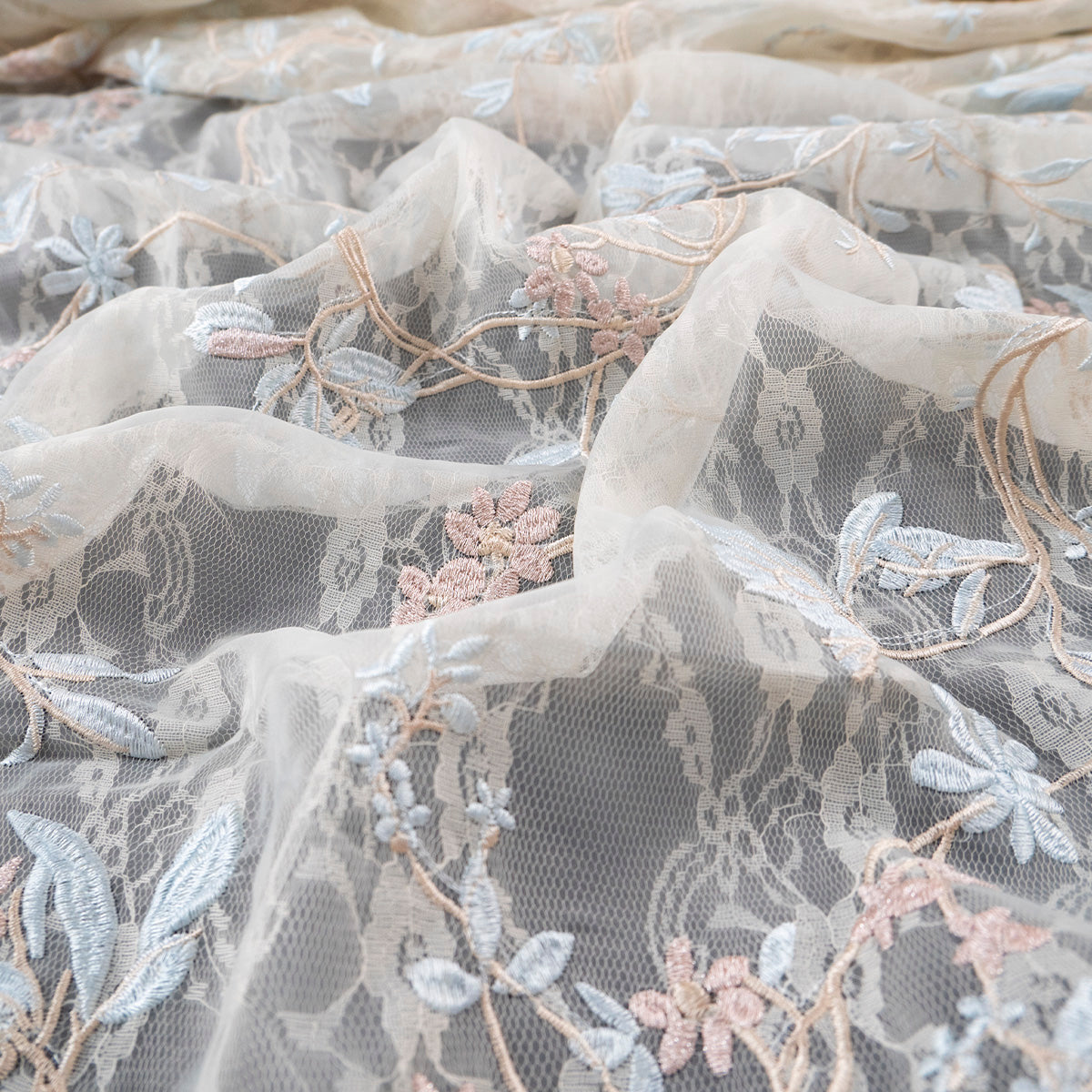 ORGANZA VERSACE NATURAL EGRET FLORAL