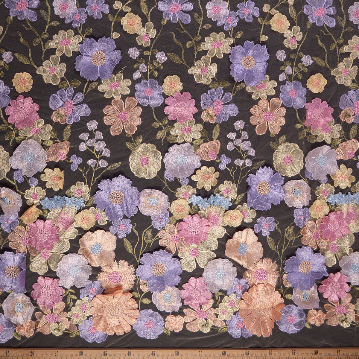 TUL MARNI LILA ORQUIDEA FLORES PASTEL EN 3D