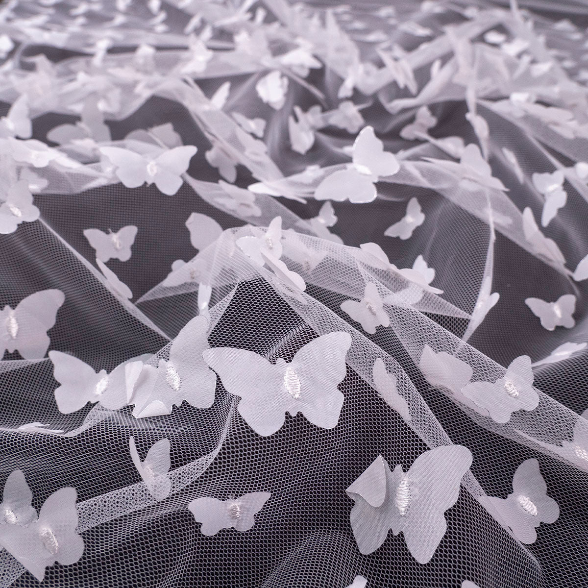 TUL GALLIANO BLANCO BRILLANTE CON MARIPOSAS
