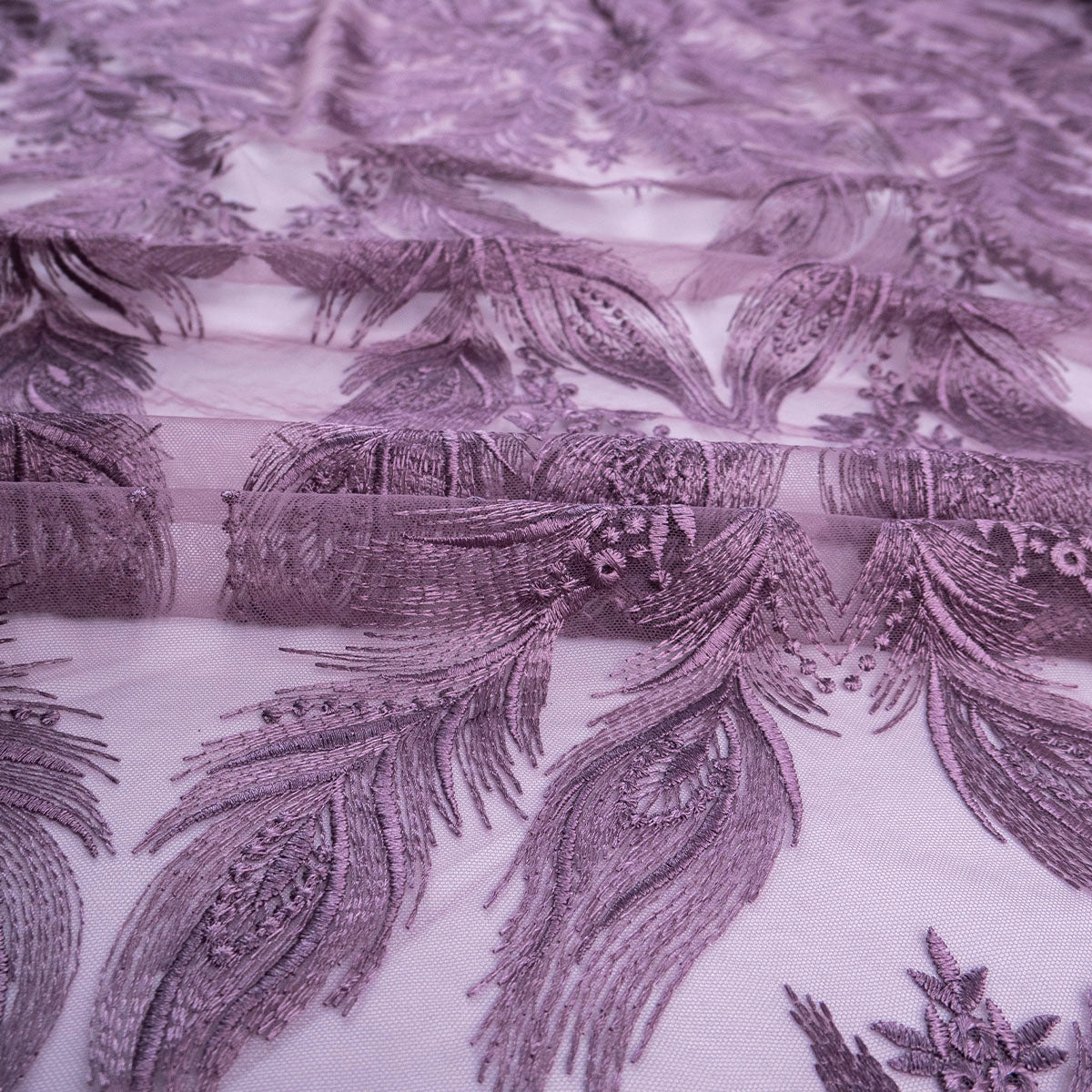 TUL GALLIANO PURPURA ARGYLE PLUMAS