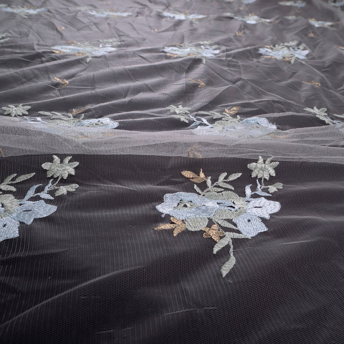 TUL SOPHIA BLANCO BRILLANTE CON FLORES CELESTES