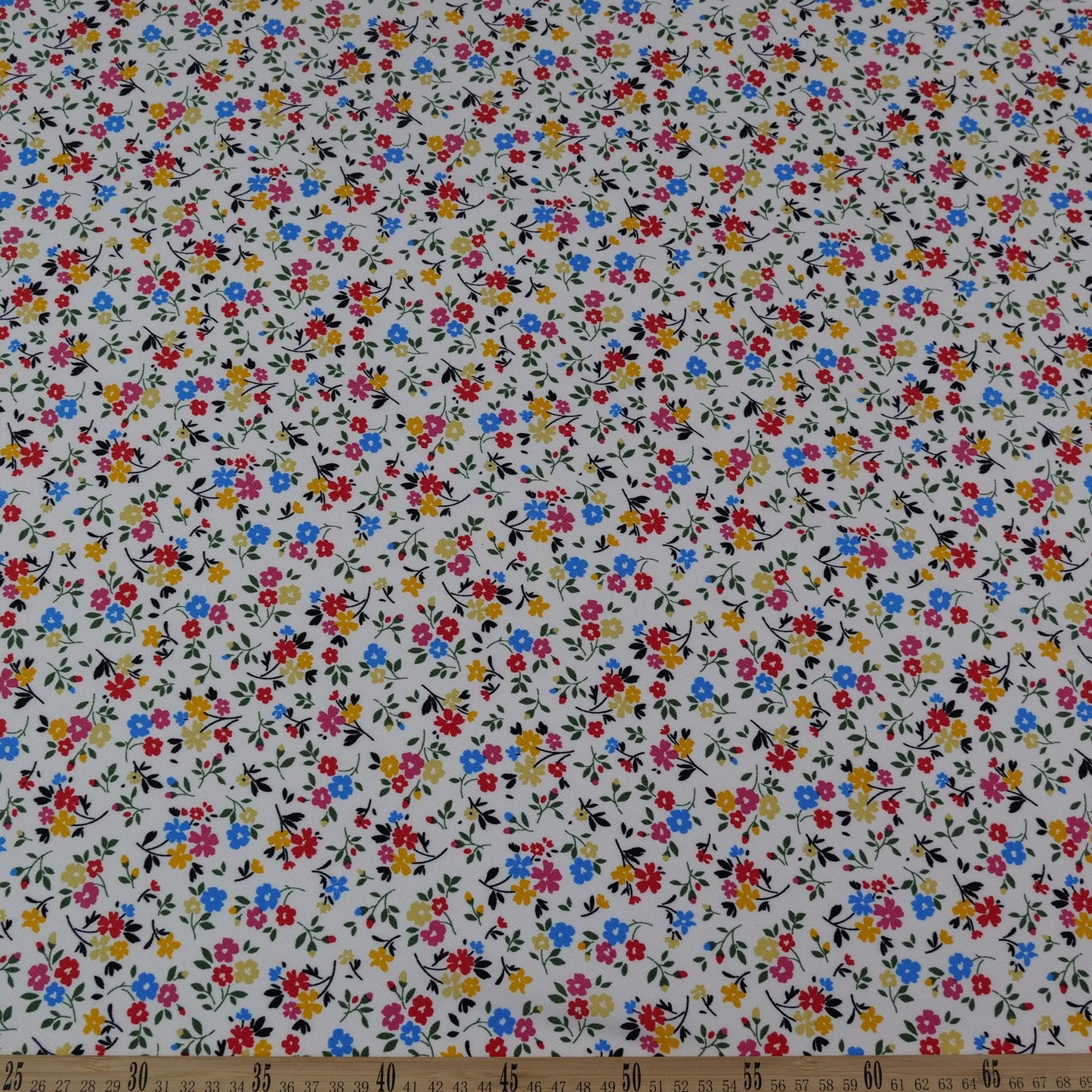 MICRO TWILL ESTAMPADO BLANCO BRILLANTE FLORAL