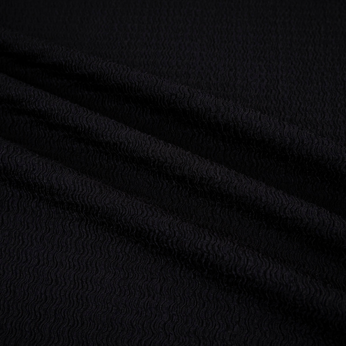 CREPE DRAPE NEGRO METEORITO TEXTURADO ONDAS
