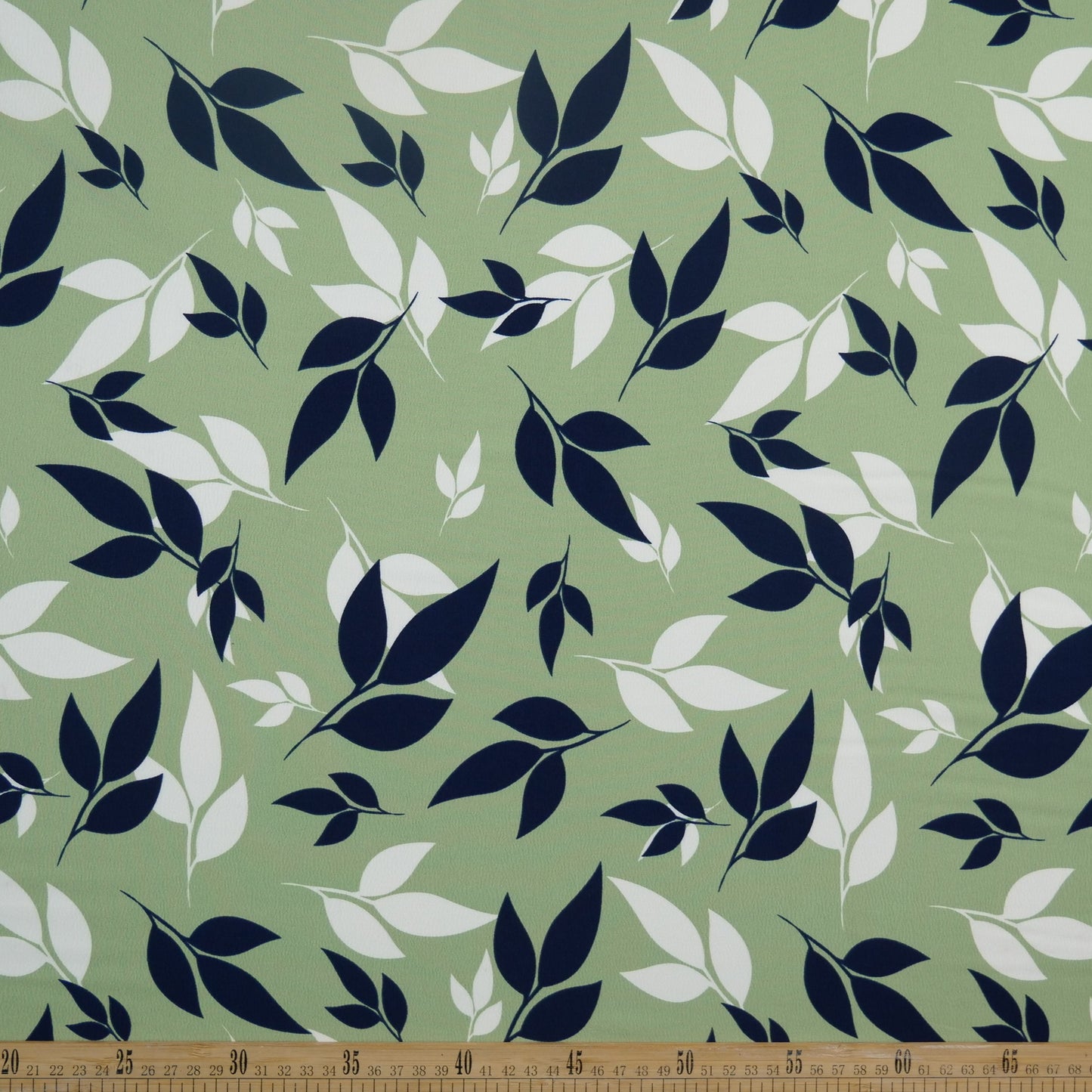 CREPE CEY ESTAMPADO VERDE SECO HOJAS