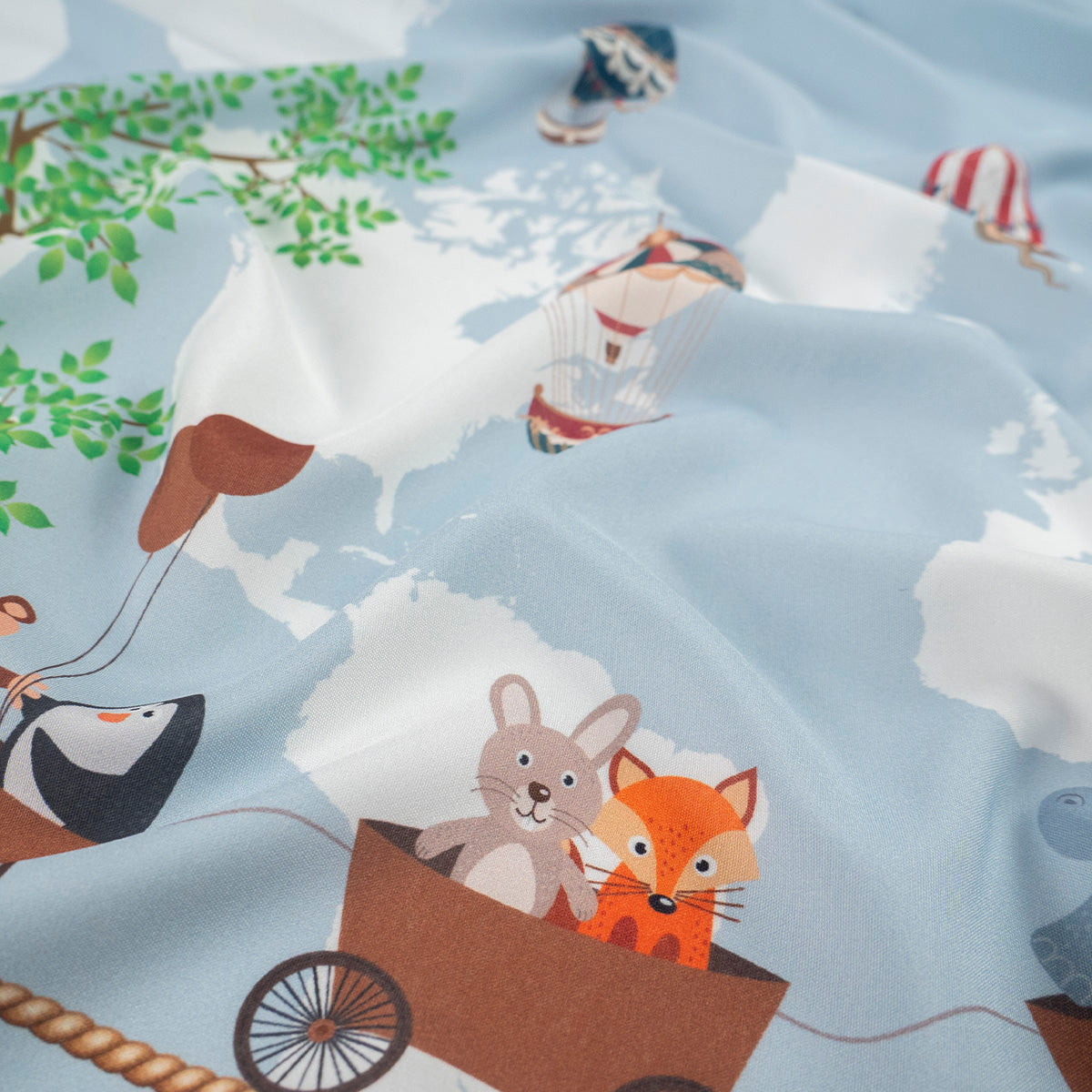 MICRO FOURWAY INFANTIL BLANCO BRILLANTE CON ANIMALITOS