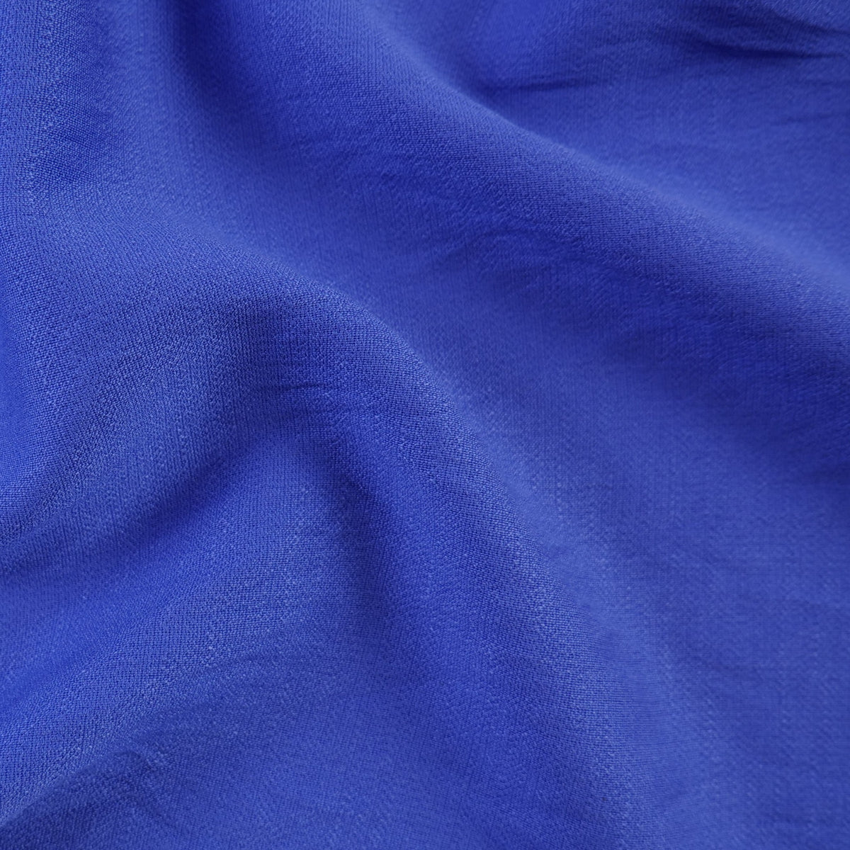 CREPE GILLY LISO AZUL DESLUMBRANTE
