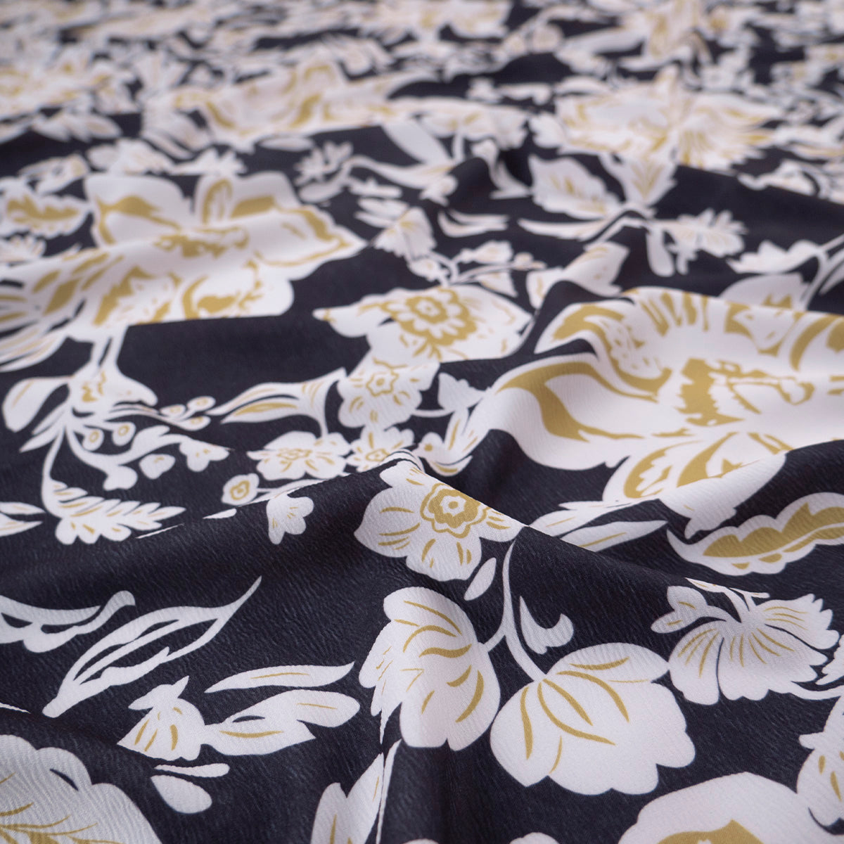 CREPE LAUREN ESTAMPADO NEGRO METEORITO FLORAL