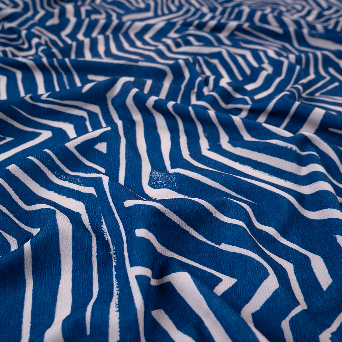 CREPE LAUREN ESTAMPADO AZUL COSTAL GEOMETRICO