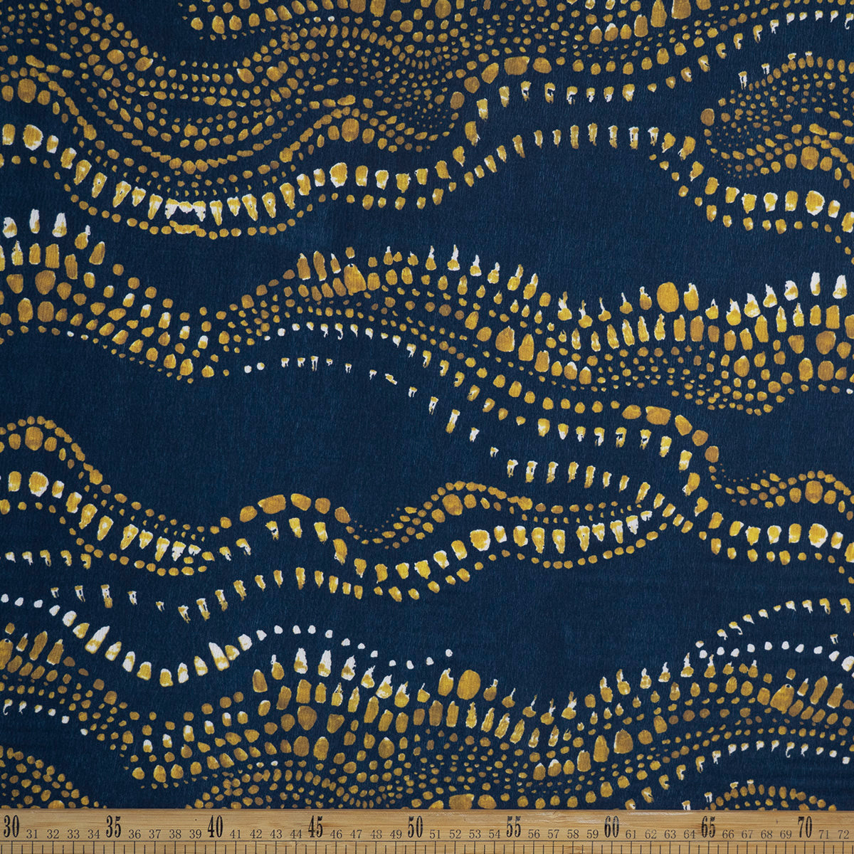 CREPE LAUREN ESTAMPADO AZUL ECLIPSE ABSTRACTO DE PUNTOS  EN ONDAS