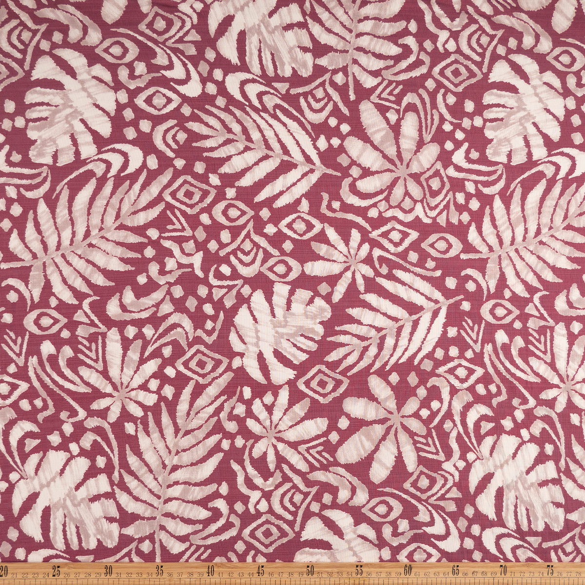 CREPE MELISA ESTAMPADO BORDO GRANATE ARABESCO