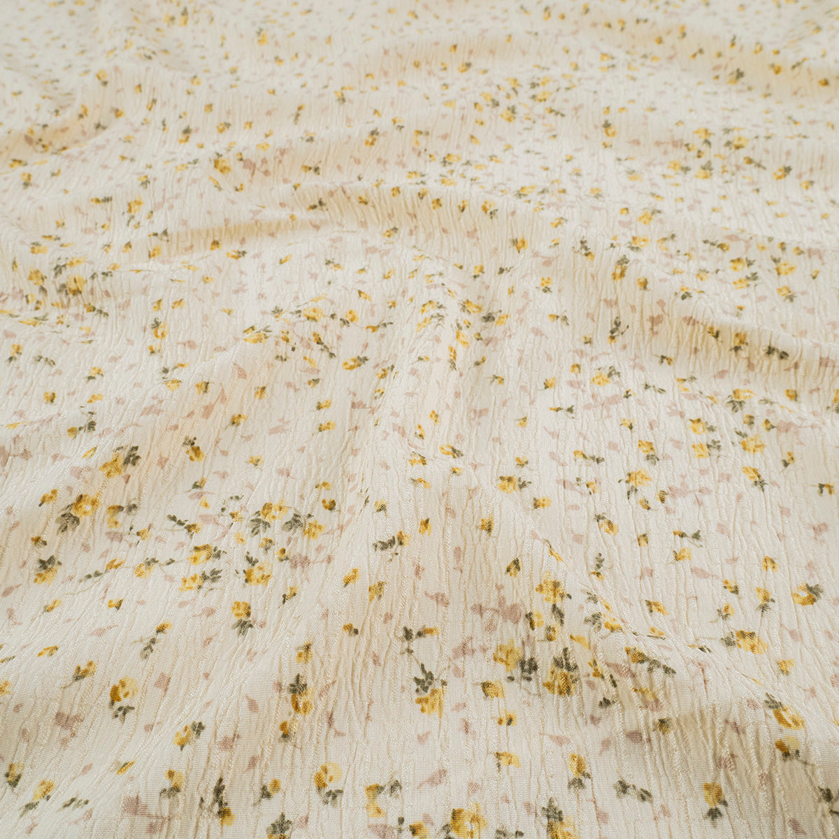 CREPE MARINA ESTAMPADO BEIGE BISCOTTI FLORAL AMARILLO