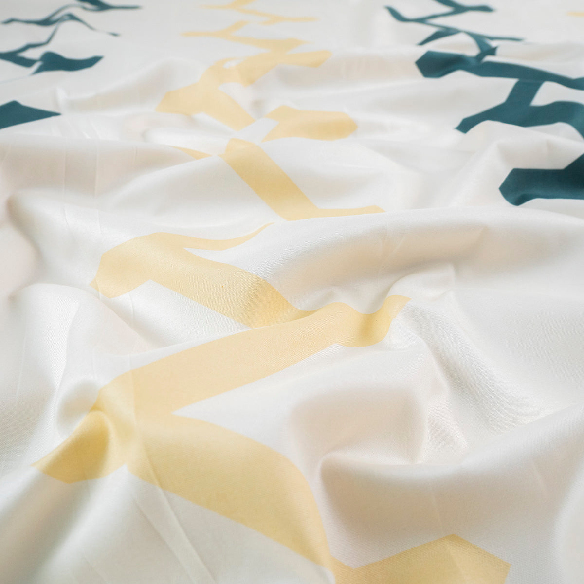 PERCAL ESTAMPADO AMARILLO CERA LINEAS EN ZIGZAG