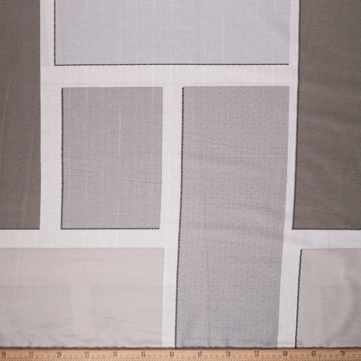 PERCAL 200 HILOS ESTAMPADA GRIS ALLOY GEOMETRICO