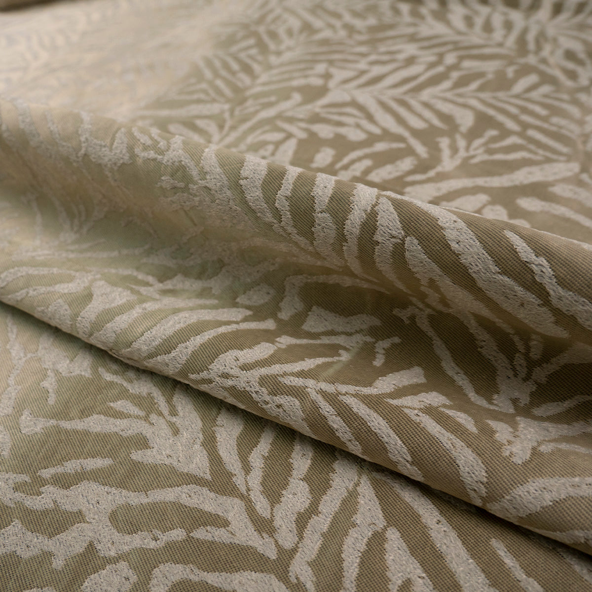 ANTISOLAR JACQUARD NATURAL PELICANO