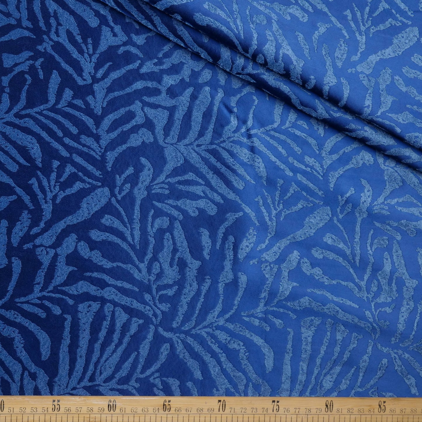 ANTISOLAR JACQUARD AZUL CREPUSCULO RAMITAS