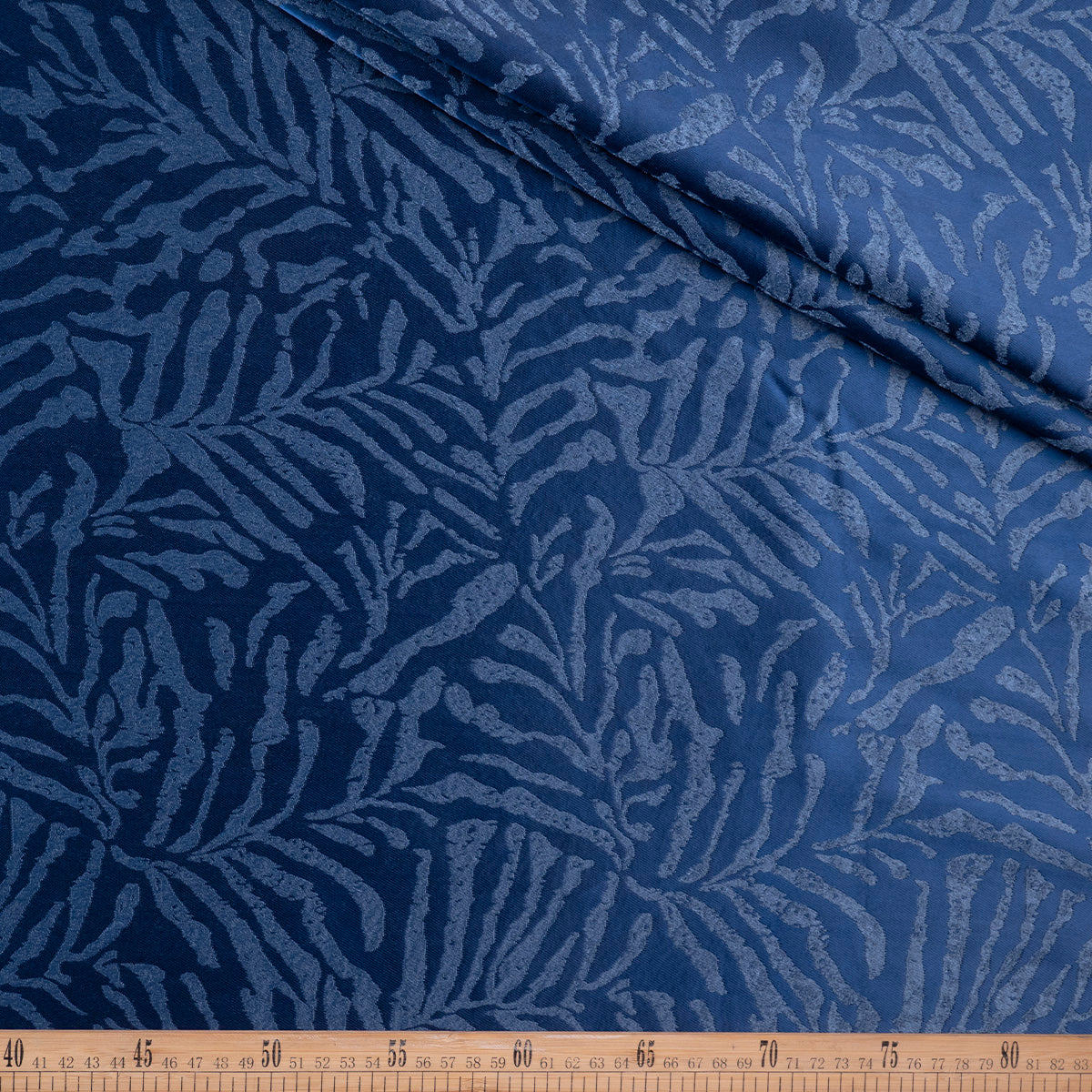 ANTISOLAR JACQUARD AZUL CREPUSCULO RAMITAS