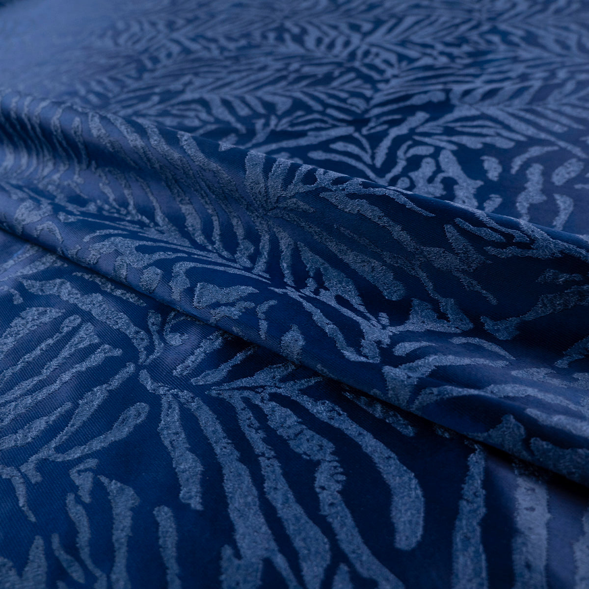 ANTISOLAR JACQUARD AZUL CREPUSCULO RAMITAS