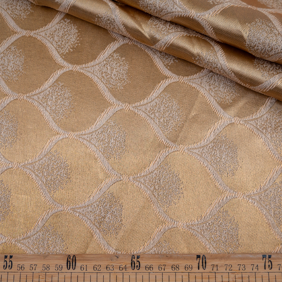 ANTISOLAR JACQUARD BEIGE CURRY