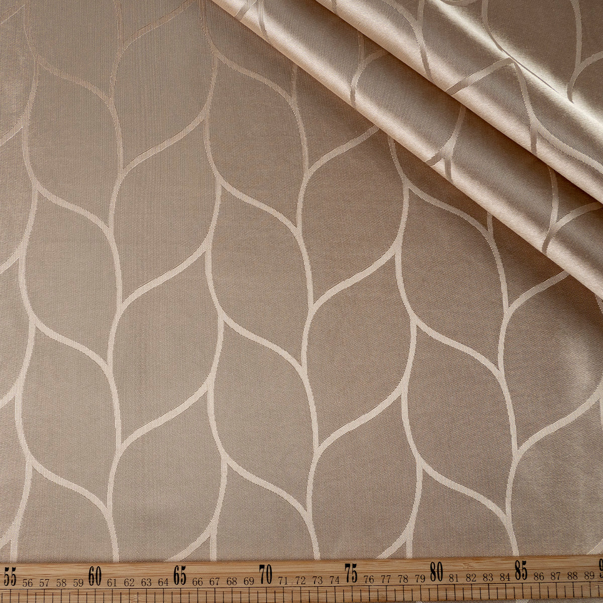 BROCATO BEIGE MAZAPAN CON HOJAS
