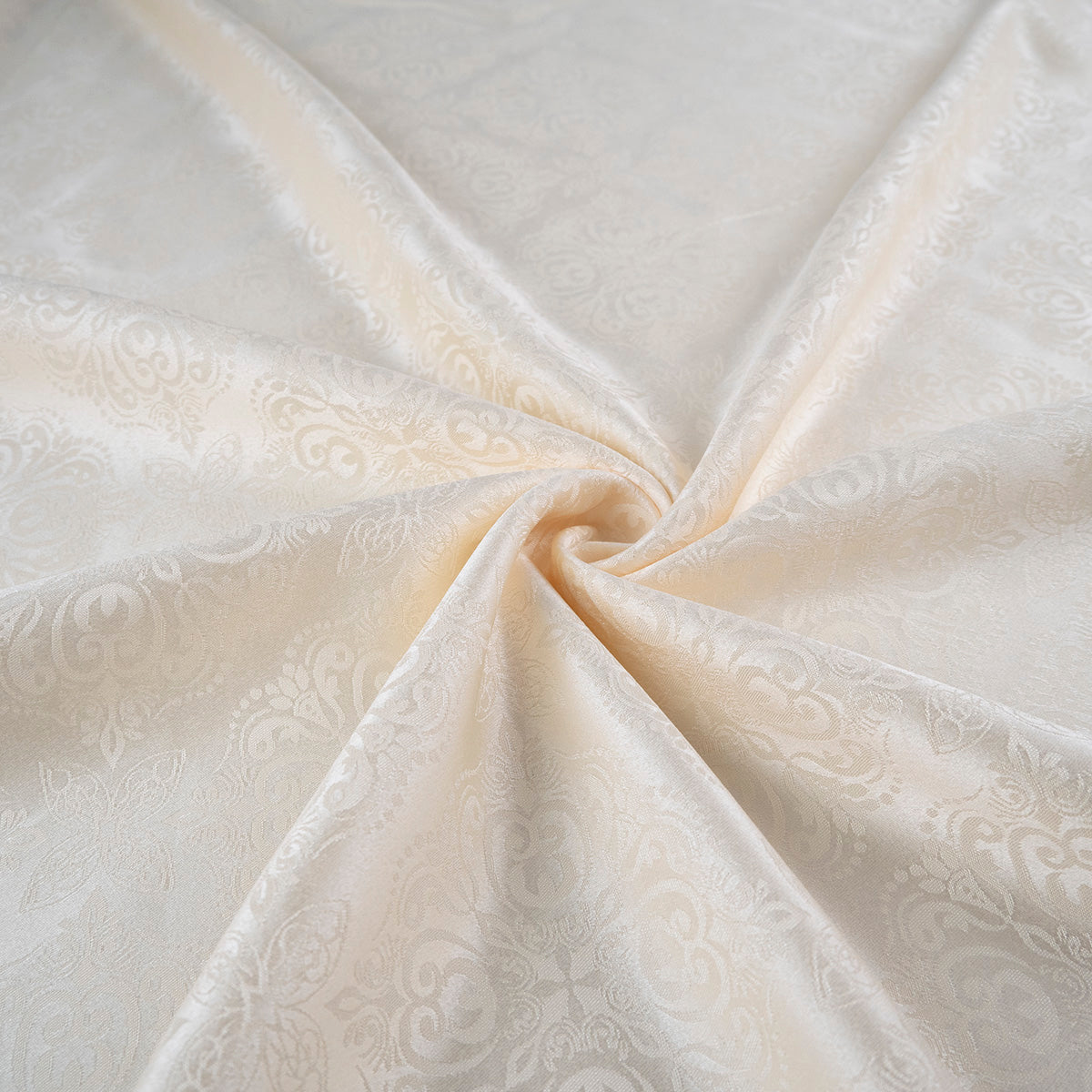 BROCATO BLANCO PAPIRO CON MANDALAS