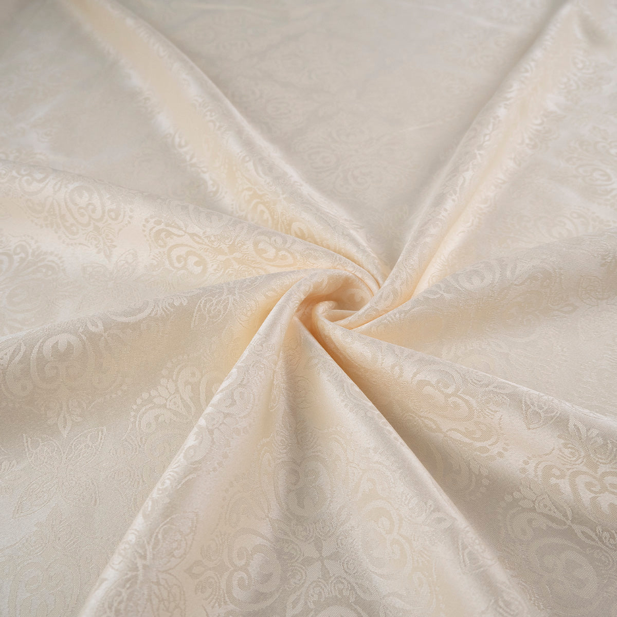 BROCATO BLANCO PAPIRO CON MANDALAS
