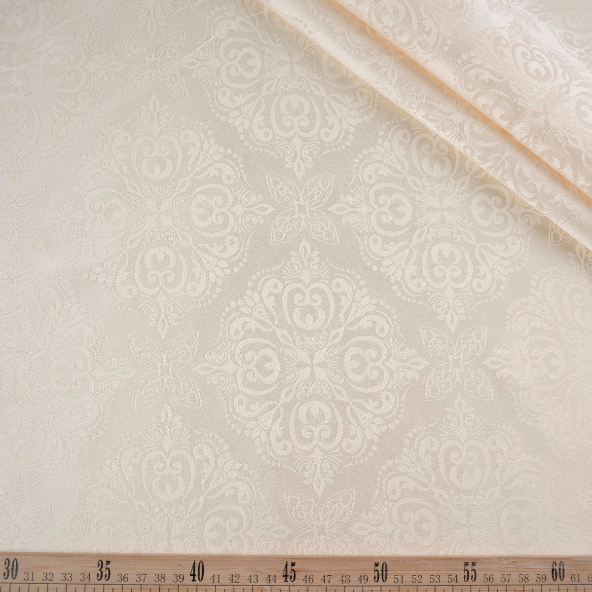 BROCATO BLANCO PAPIRO CON MANDALAS