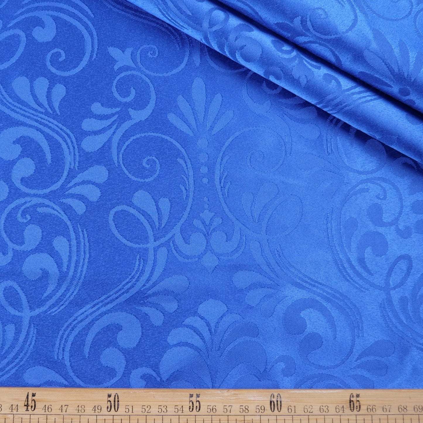 BROCATO AZUL OLIMPIA CON DISEÑO DE ARABESCOS