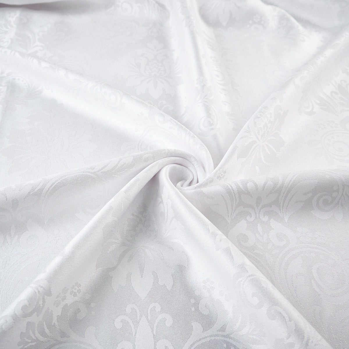 BROCATO BLANCO BRILLANTE FLORES Y ARABESCOS